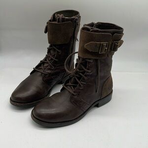 UGG MAAVERIK LODGE LEATHER COMBAT BOOTS - Size 6 - Dark Brown